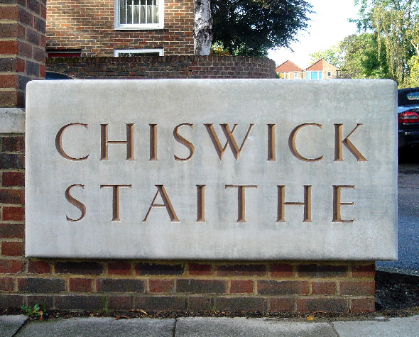 Chiswick Staithe plaque